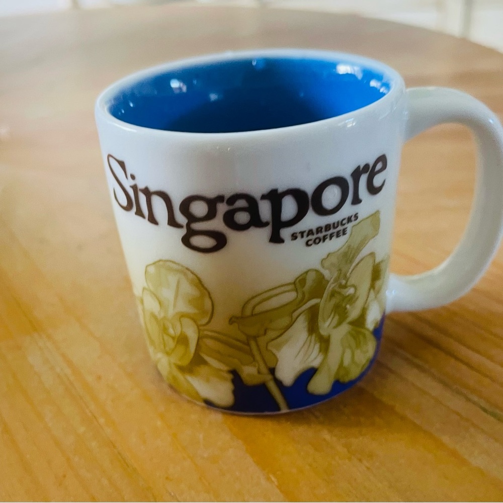 Starbucks Singapore Series Collection 2008. Small 3fl oz